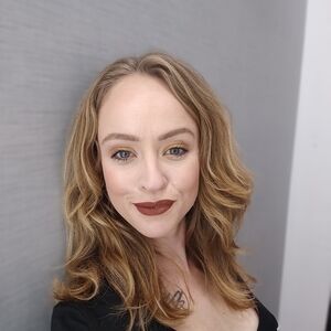 Meet your Posher, Gina